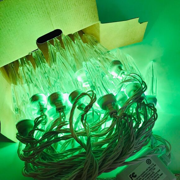 24 Gemmy "Orchestra of Lights" Multi-Function Color-Changing LED Icicle Lights - Picture 6 of 7